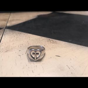 ‘Eternal Love’ Ring